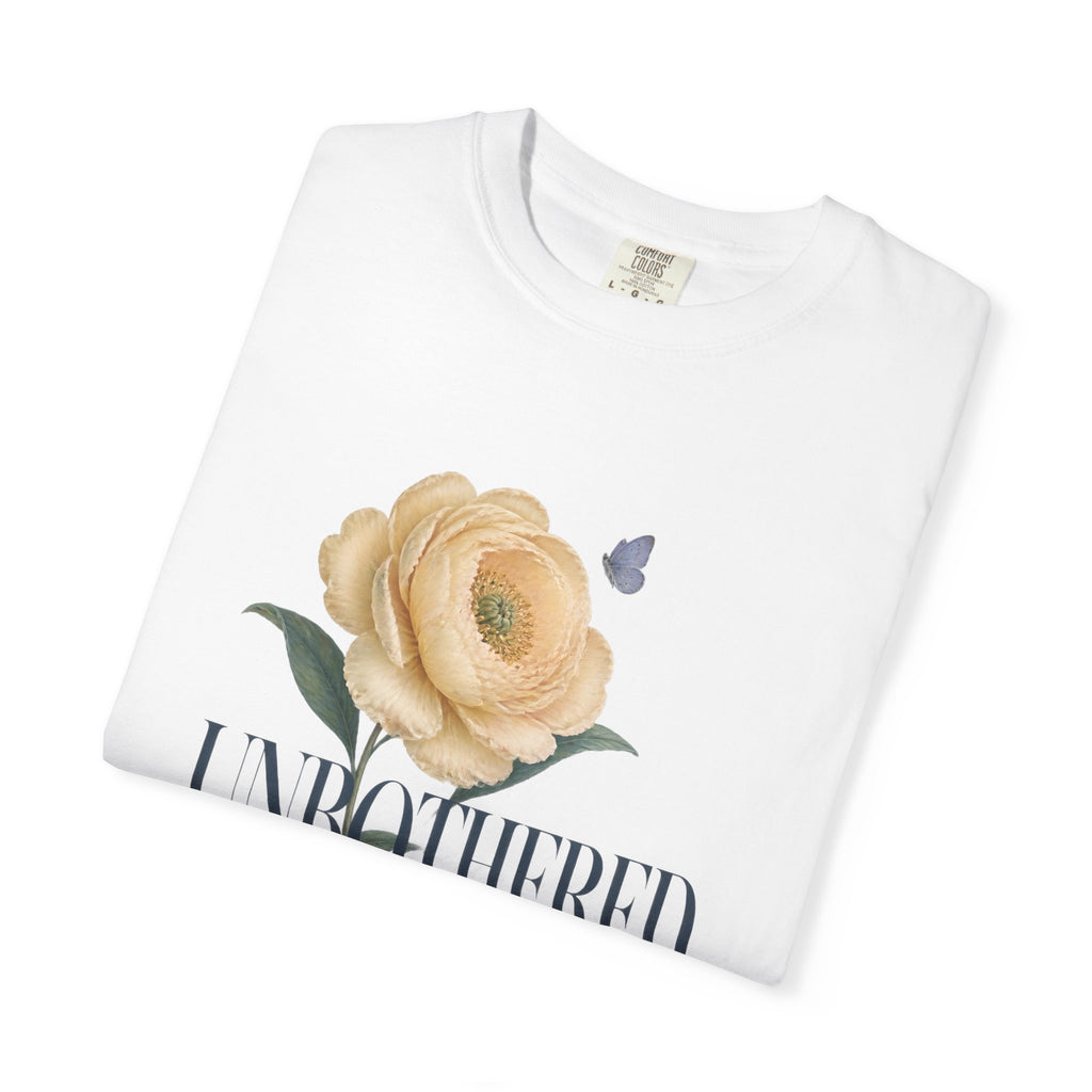 Unbothered Looks Good On Me. | Graphic T-Shirt