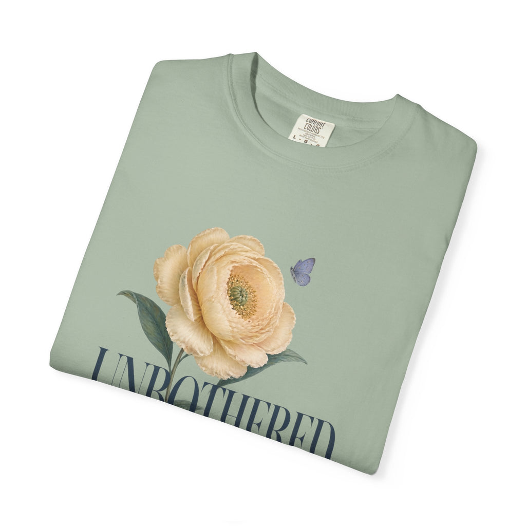 Unbothered Looks Good On Me. | Graphic T-Shirt