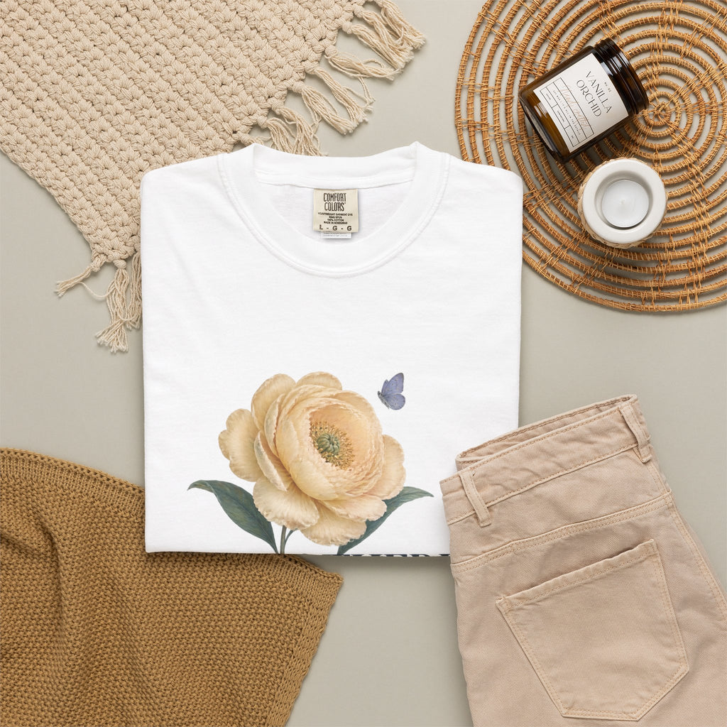 Unbothered Looks Good On Me. | Graphic T-Shirt