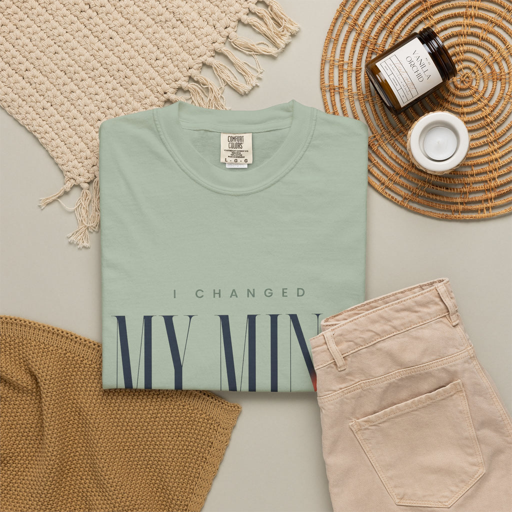 I Changed My Mind. It Suits Me. | Minimal Typography T-Shirt